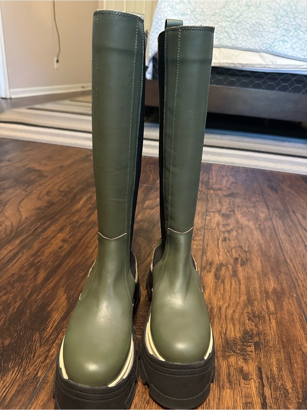ALOHAS Olive Green & Black Knee-High Platform Chelsea Boots - Picture 3 of 4